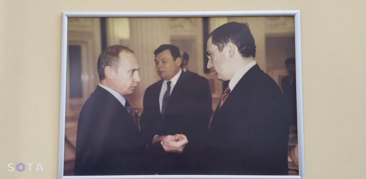 Фотография в холле лицея. Архивное фото: SOTA