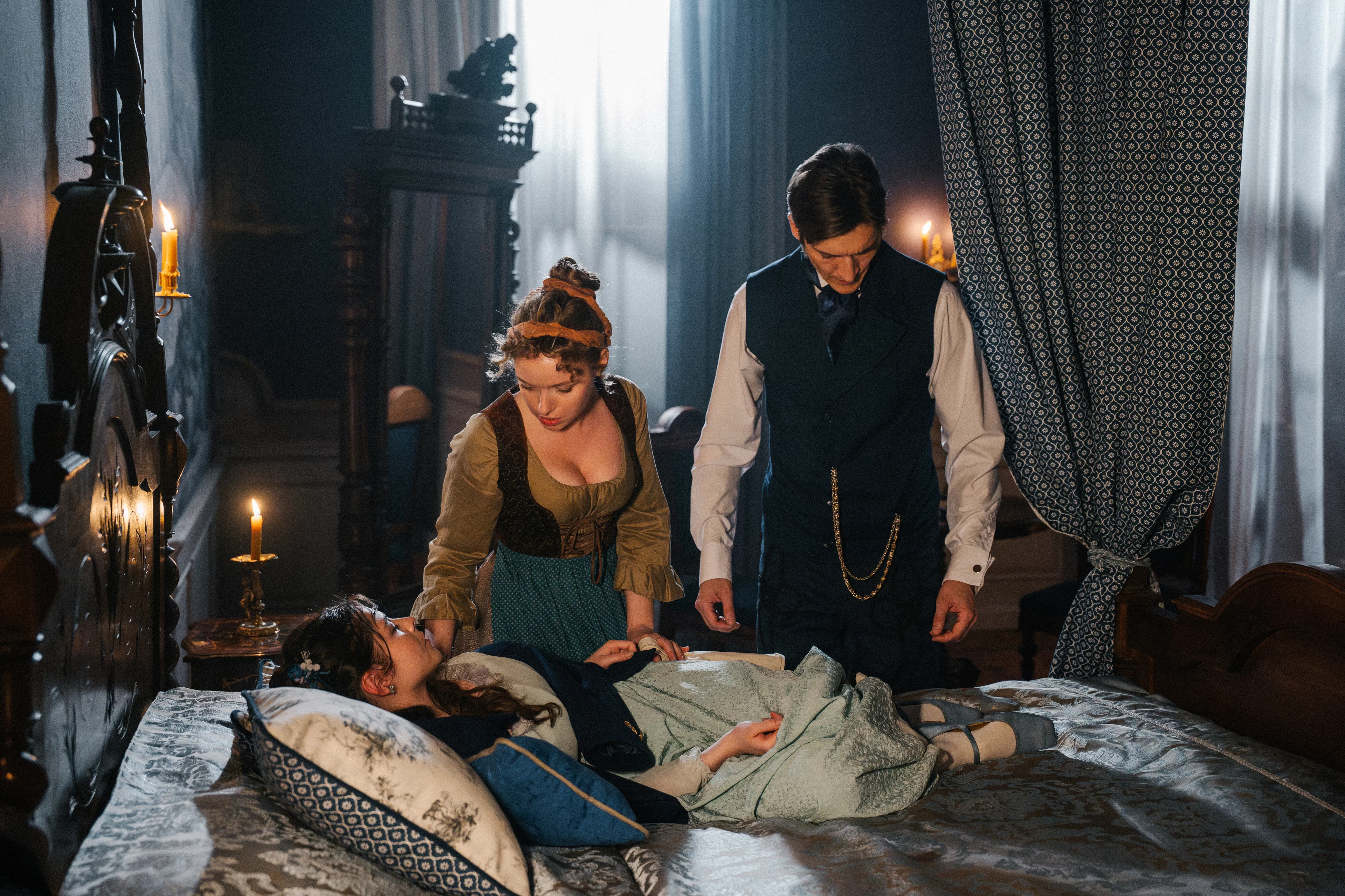 Кадр из сериала «История его служанки»
kinopoisk.ru