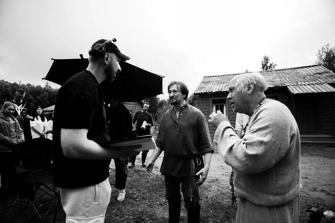 Фото со съёмок фильма «Искупление» / kinopoisk.ru