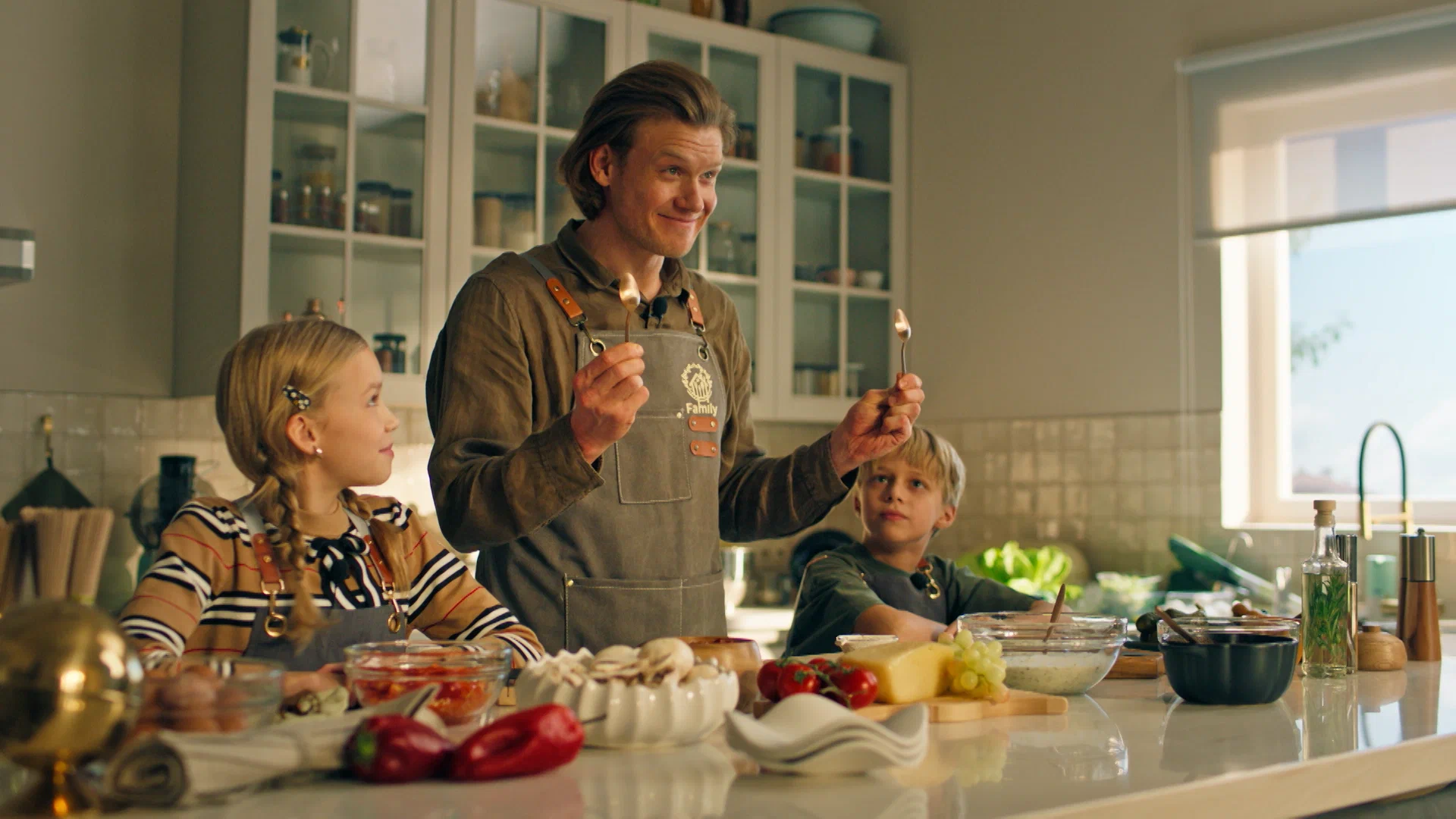 Кадр из сериала «Няня Оксана» / kinopoisk.ru